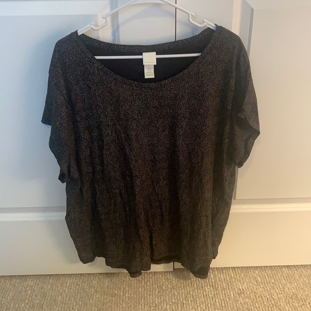 Black and white, 2X H&M tee